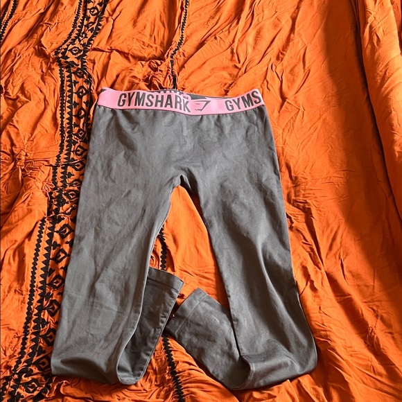 Gymshark Charcoal Leggings with Pink Band - Picture 2 of 3